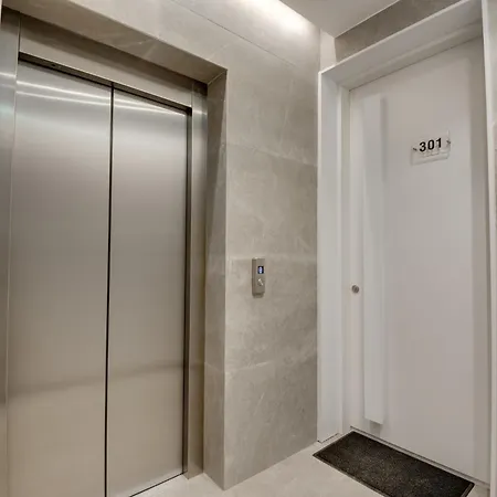 Apartament Oniro Makenzy *